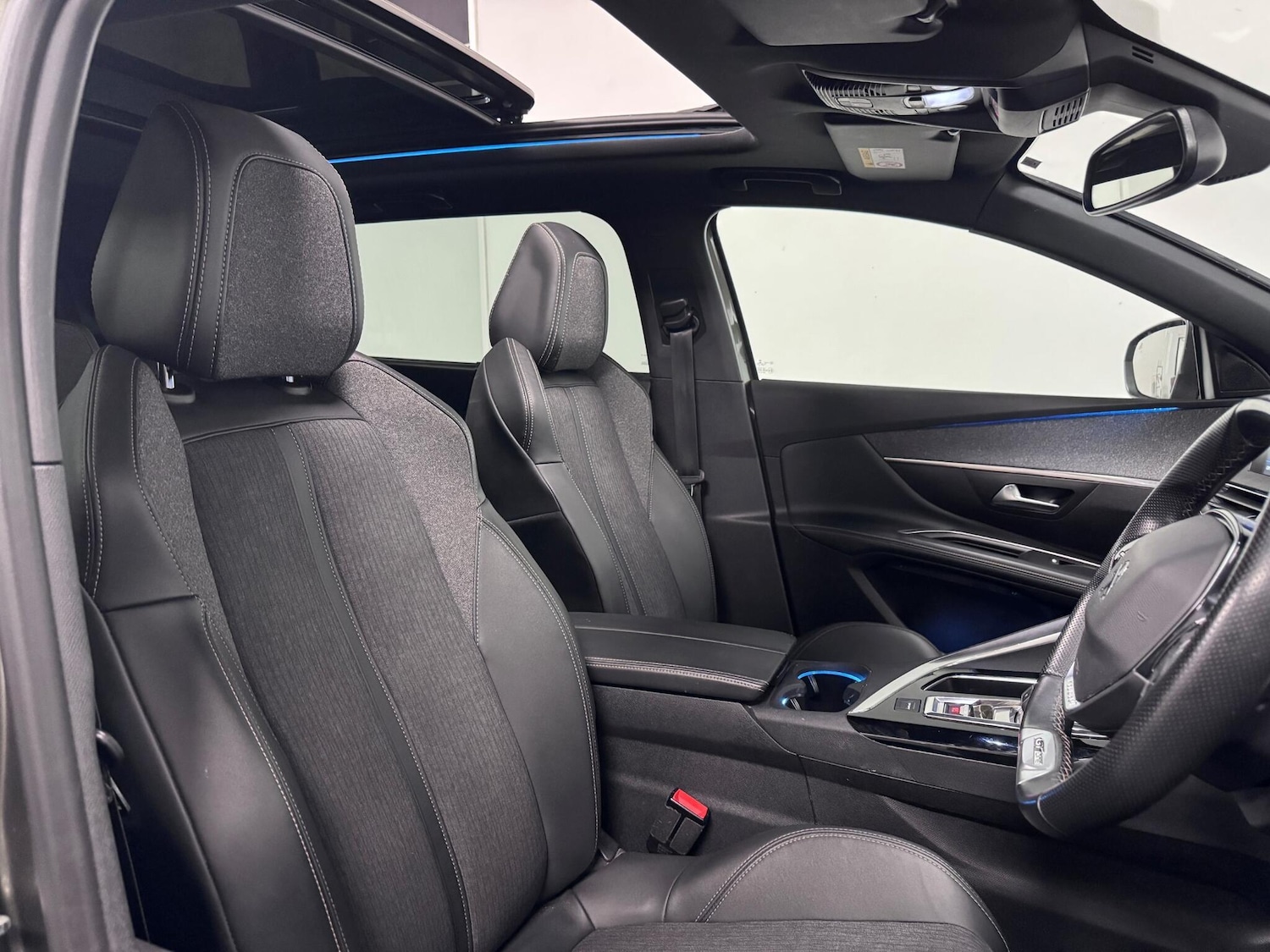 Used Peugeot 5008 2020 for sale - 77359253: Photo 19