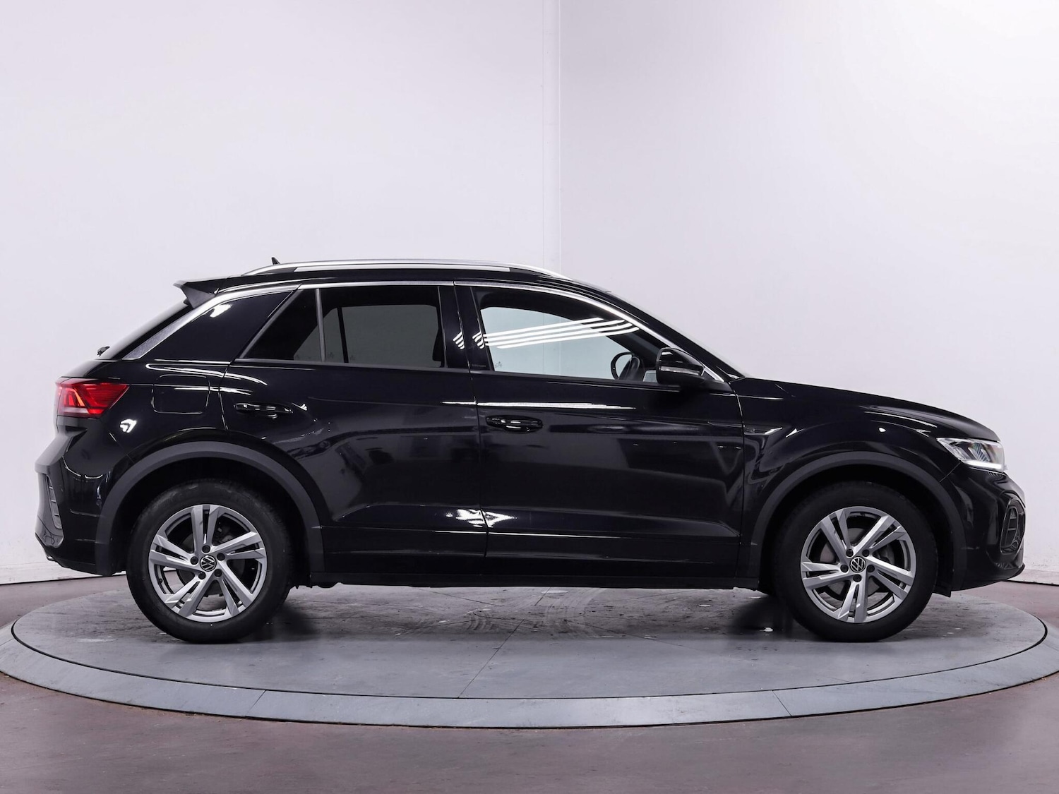 Used Volkswagen T-Roc 2022 for sale - 76423260: Photo 8