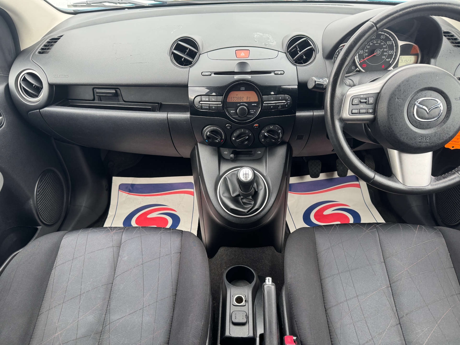 Used Mazda Mazda2 2012 for sale - 77708230: Photo 17