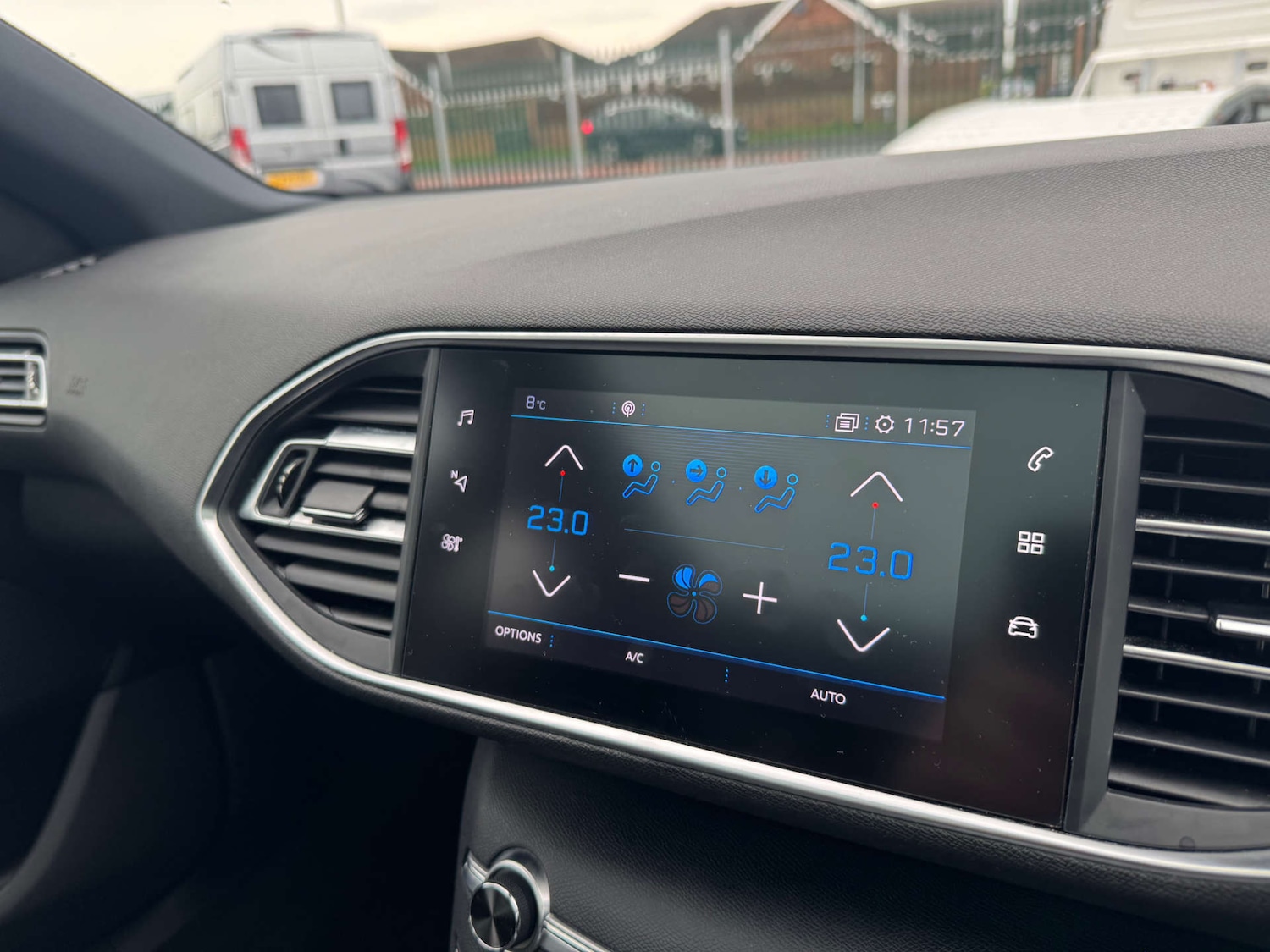 Used Peugeot 308 2019 for sale - 76966980: Photo 43