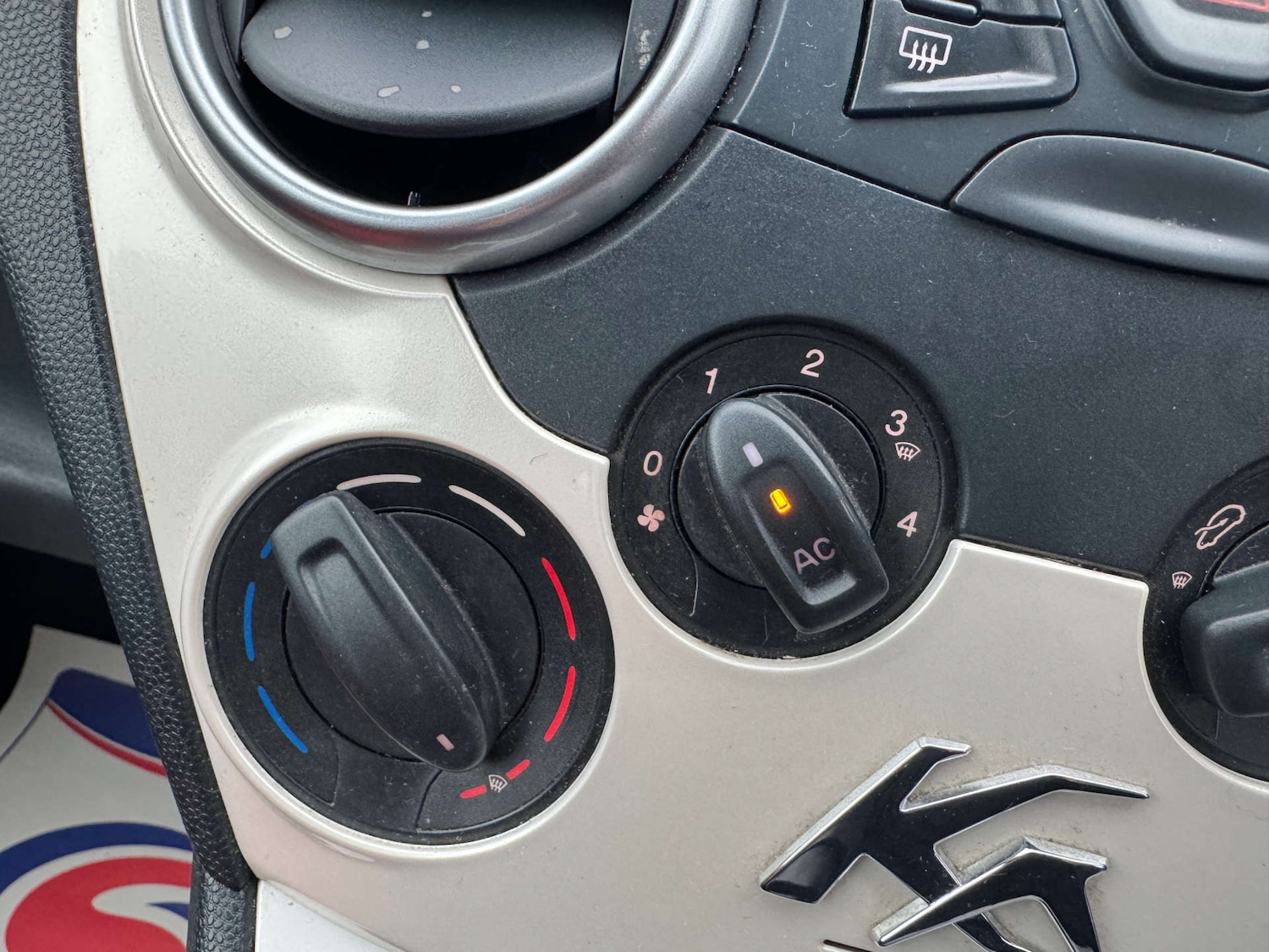 Used Ford Ka 2014 for sale - 77100488: Photo 23