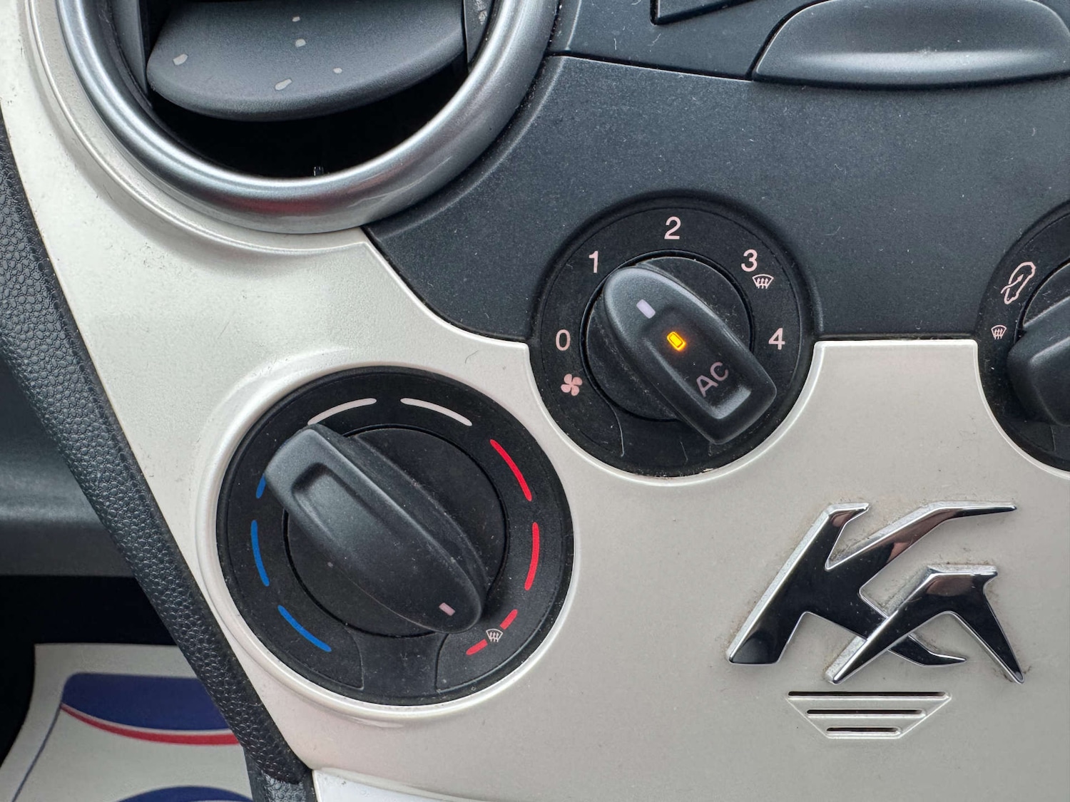 Used Ford Ka 2014 for sale - 77100488: Photo 24