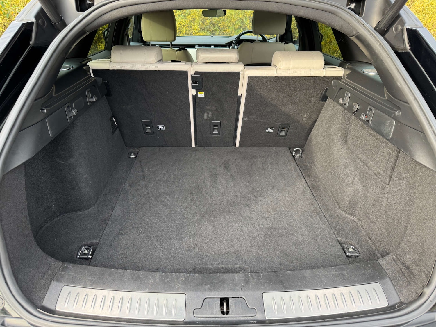 Used Land Rover Range Rover Velar 2018 for sale - 76604241: Photo 17