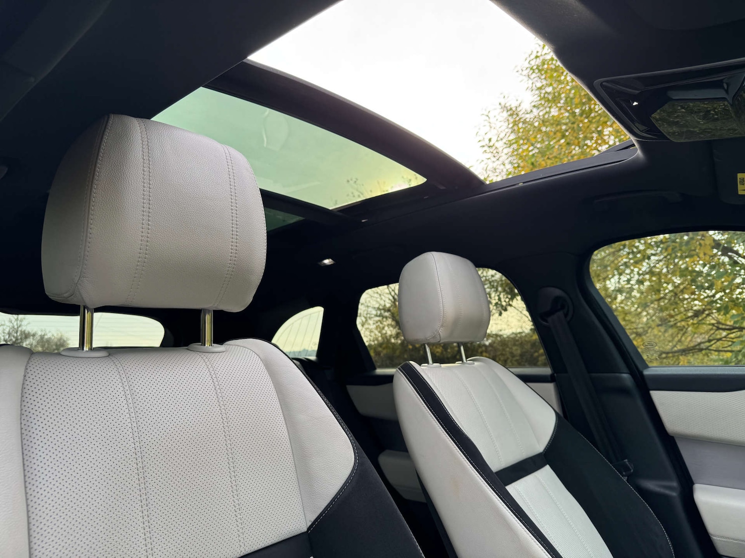 Used Land Rover Range Rover Velar 2018 for sale - 76604241: Photo 29