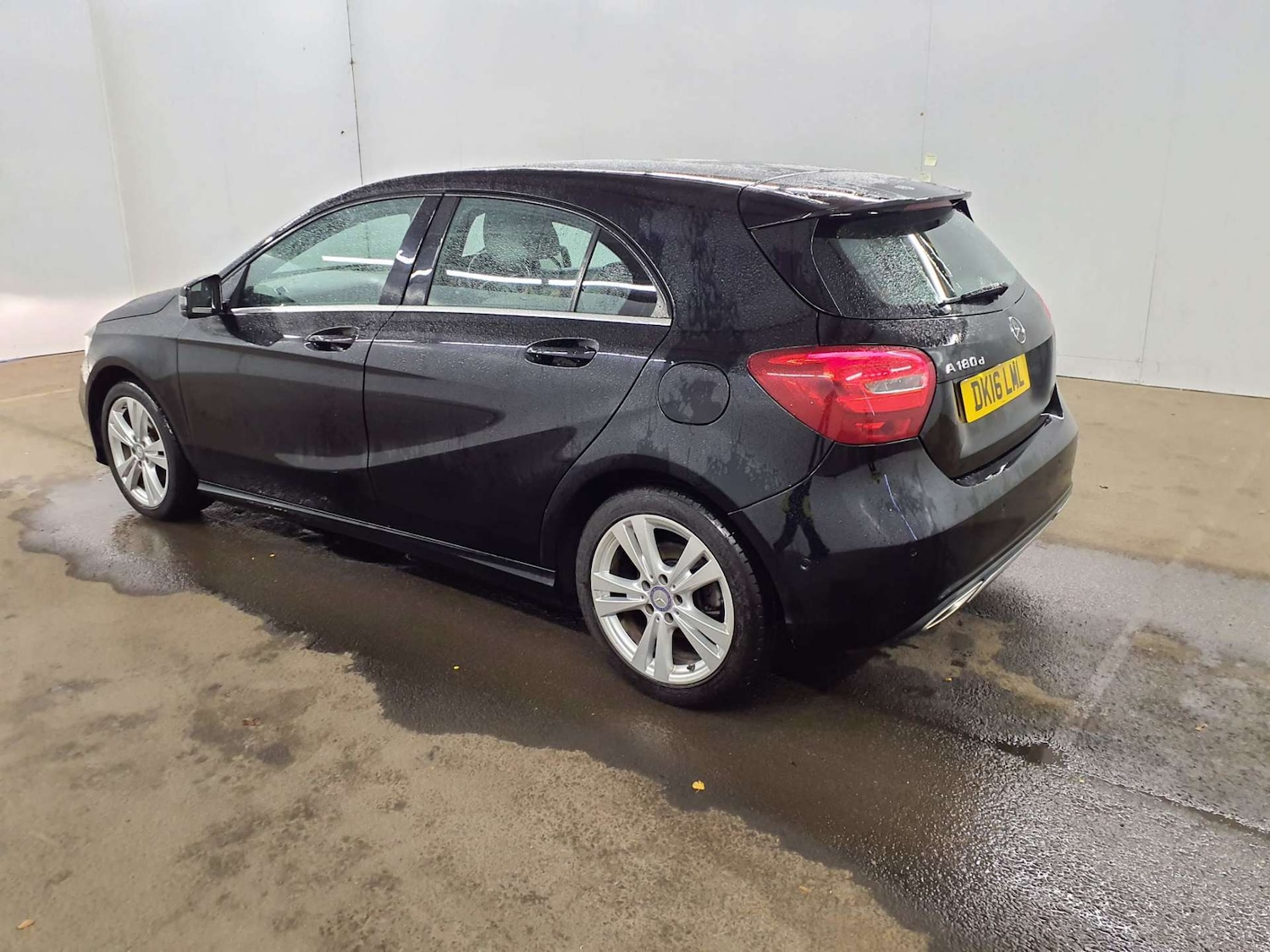 Used Mercedes-Benz A-Class 2016 for sale - 76686700: Photo 5