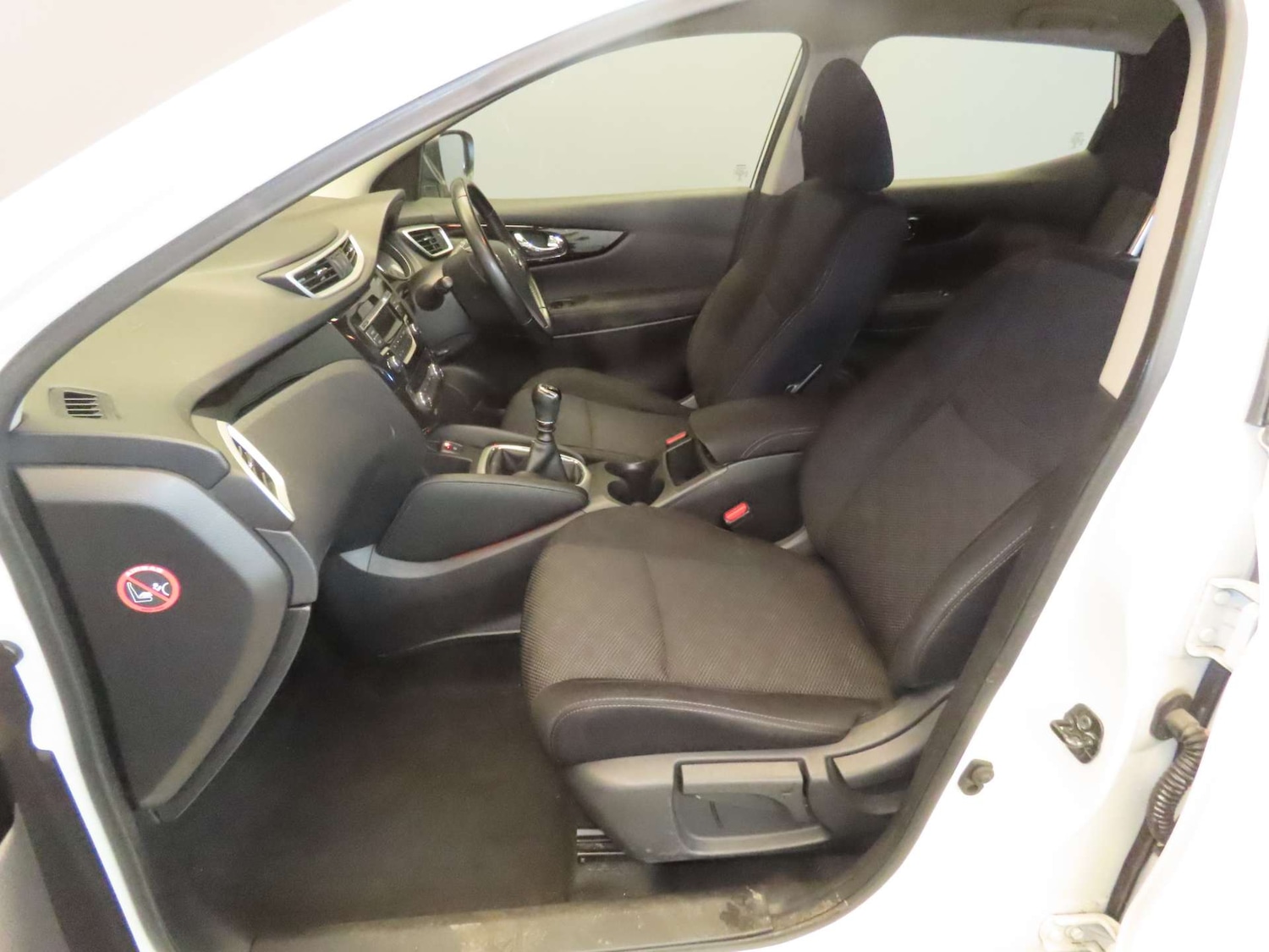 Used Nissan Qashqai 2016 for sale - 77818762: Photo 17