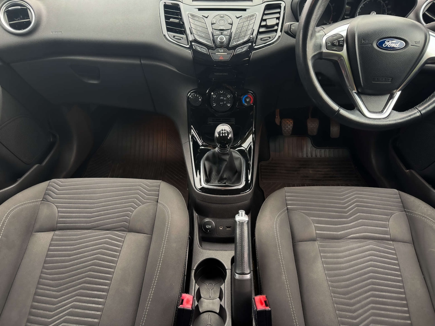 Used Ford Fiesta 2015 for sale - 76604272: Photo 23