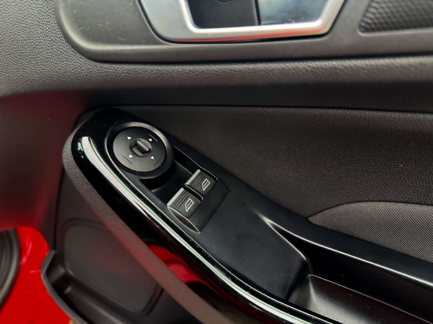 Used Ford Fiesta 2015 for sale - 76604272: Photo 25