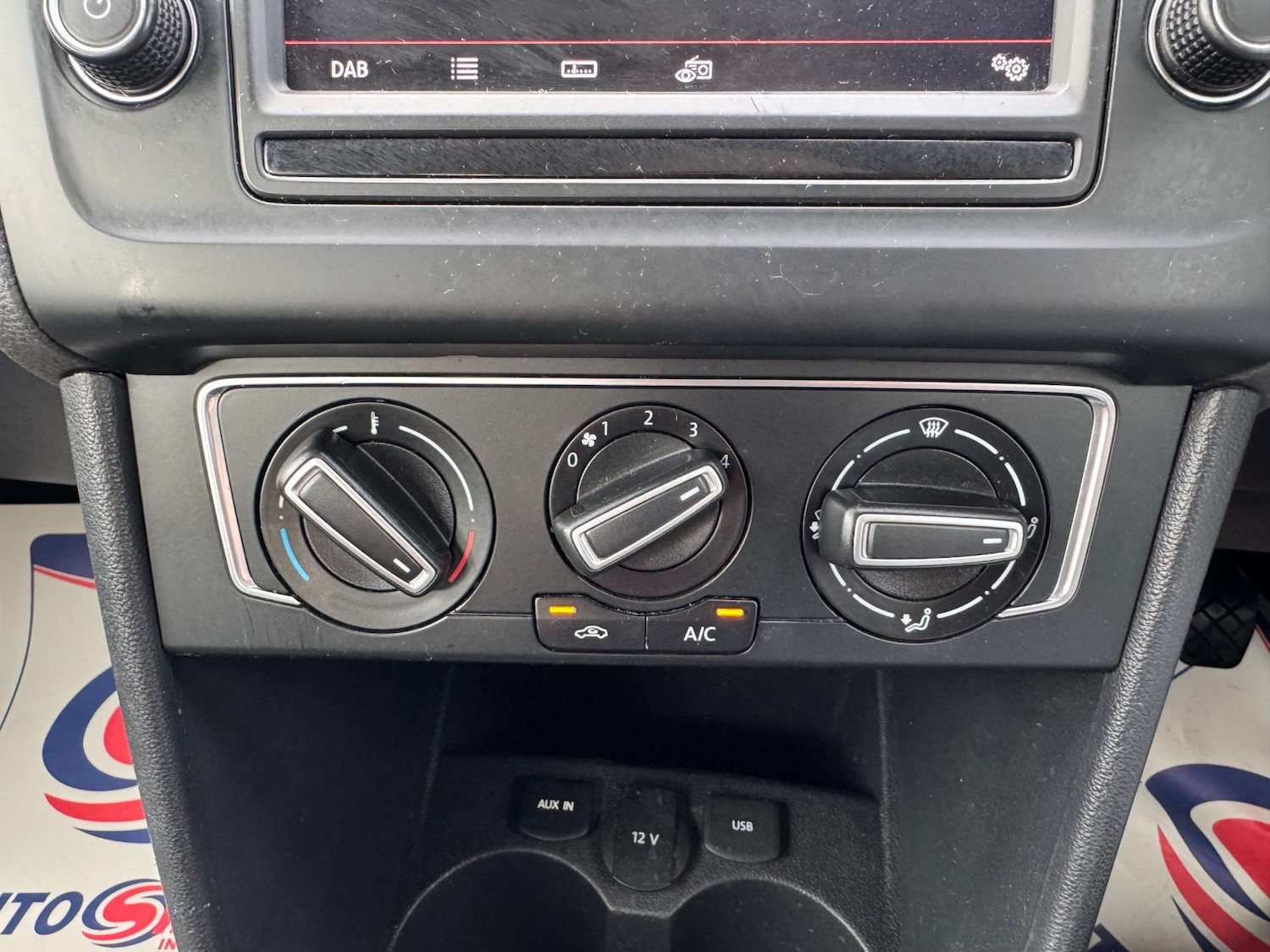 Used Volkswagen Polo 2014 for sale - 77531888: Photo 28