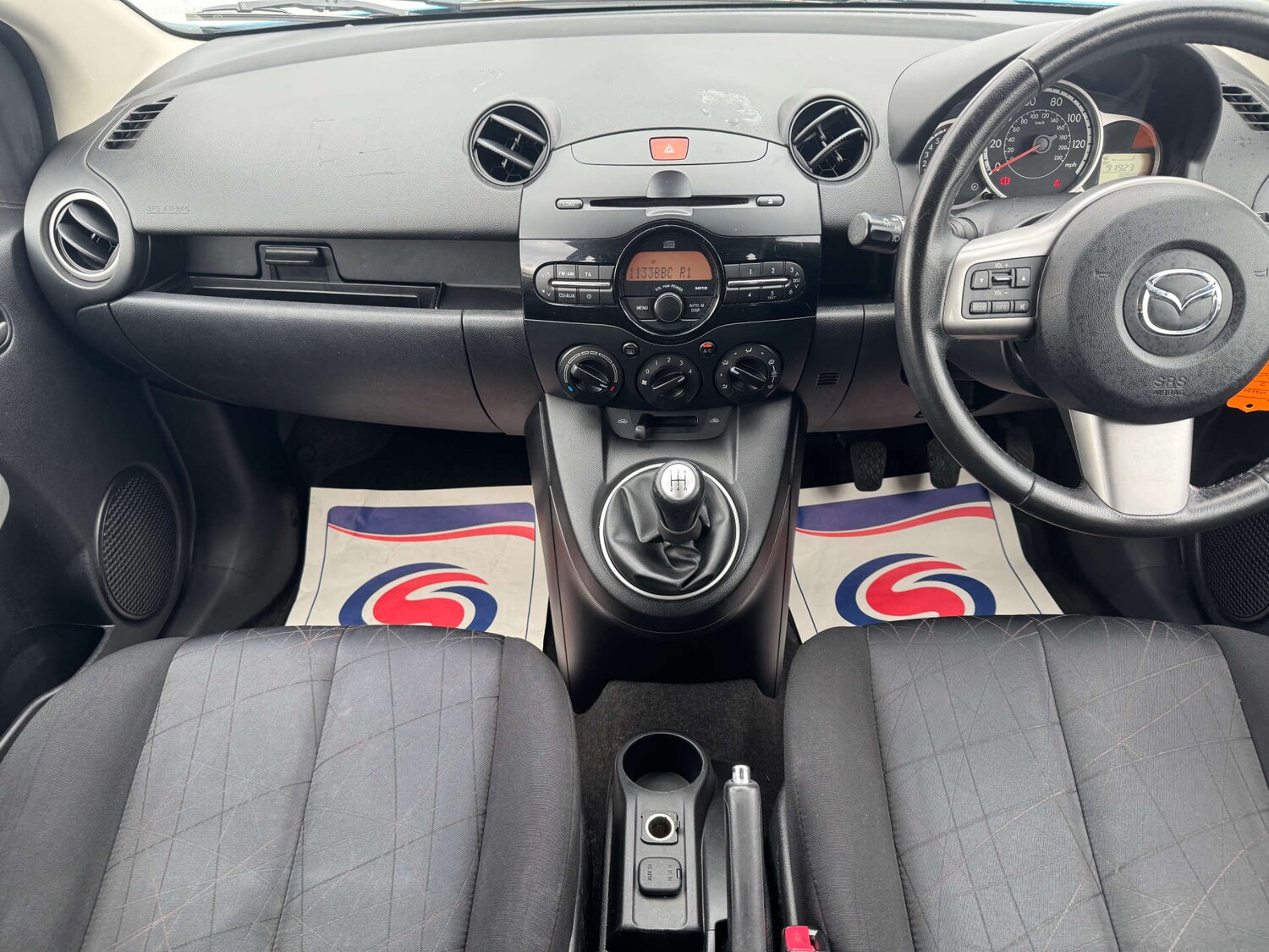 Used Mazda Mazda2 2012 for sale - 78154389: Photo 17