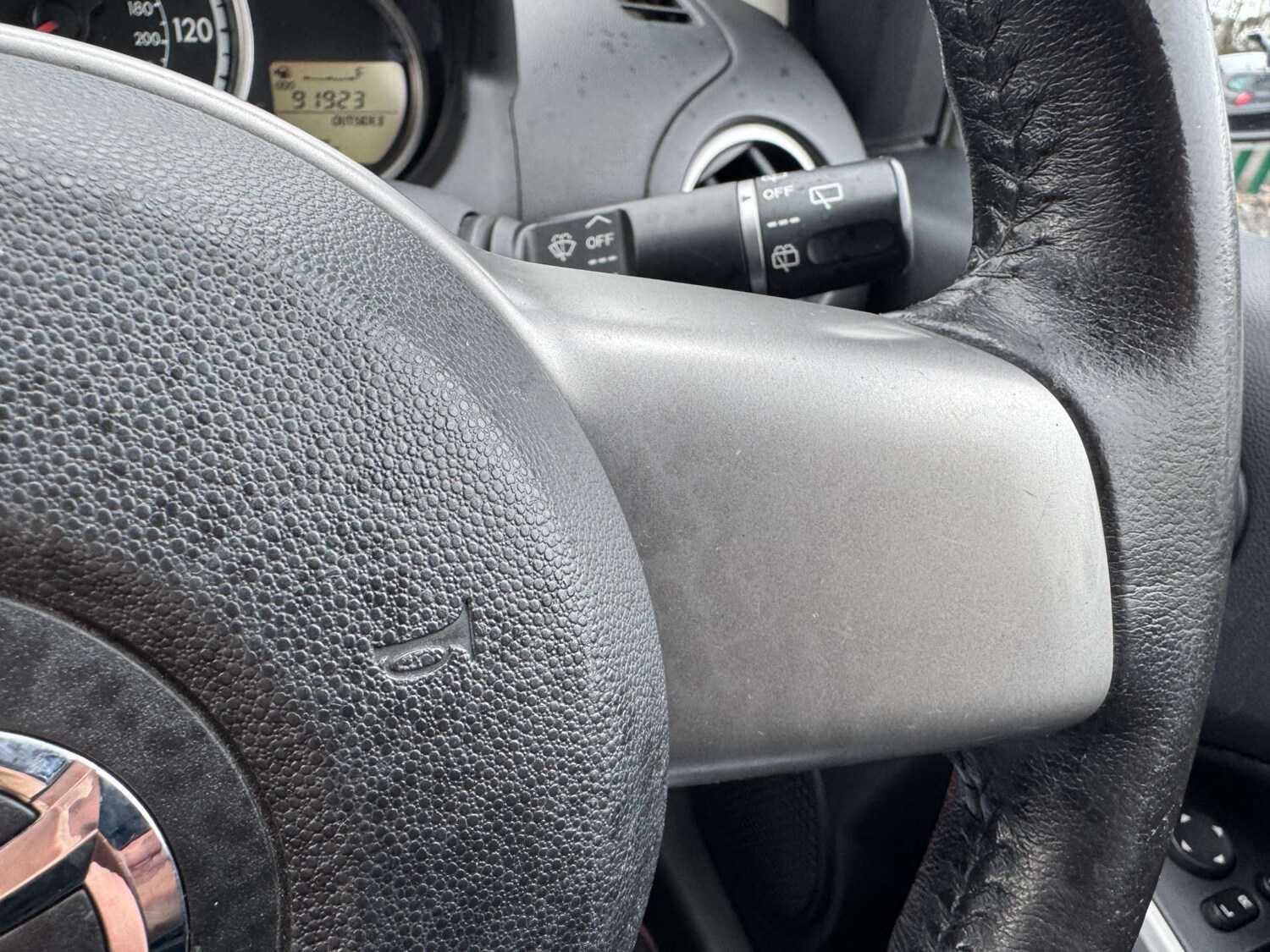 Used Mazda Mazda2 2012 for sale - 78154389: Photo 29