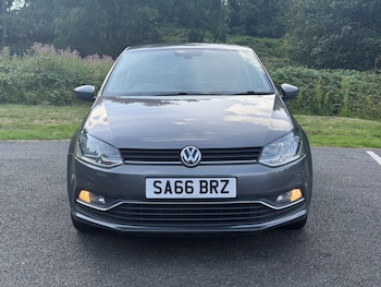 Used Volkswagen Polo 2016 for sale - 79369899: Photo