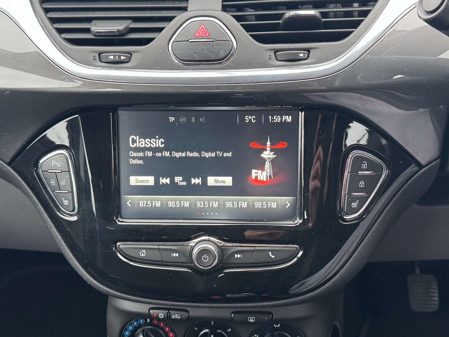 Used Vauxhall Corsa 2017 for sale - 77189554: Photo 25