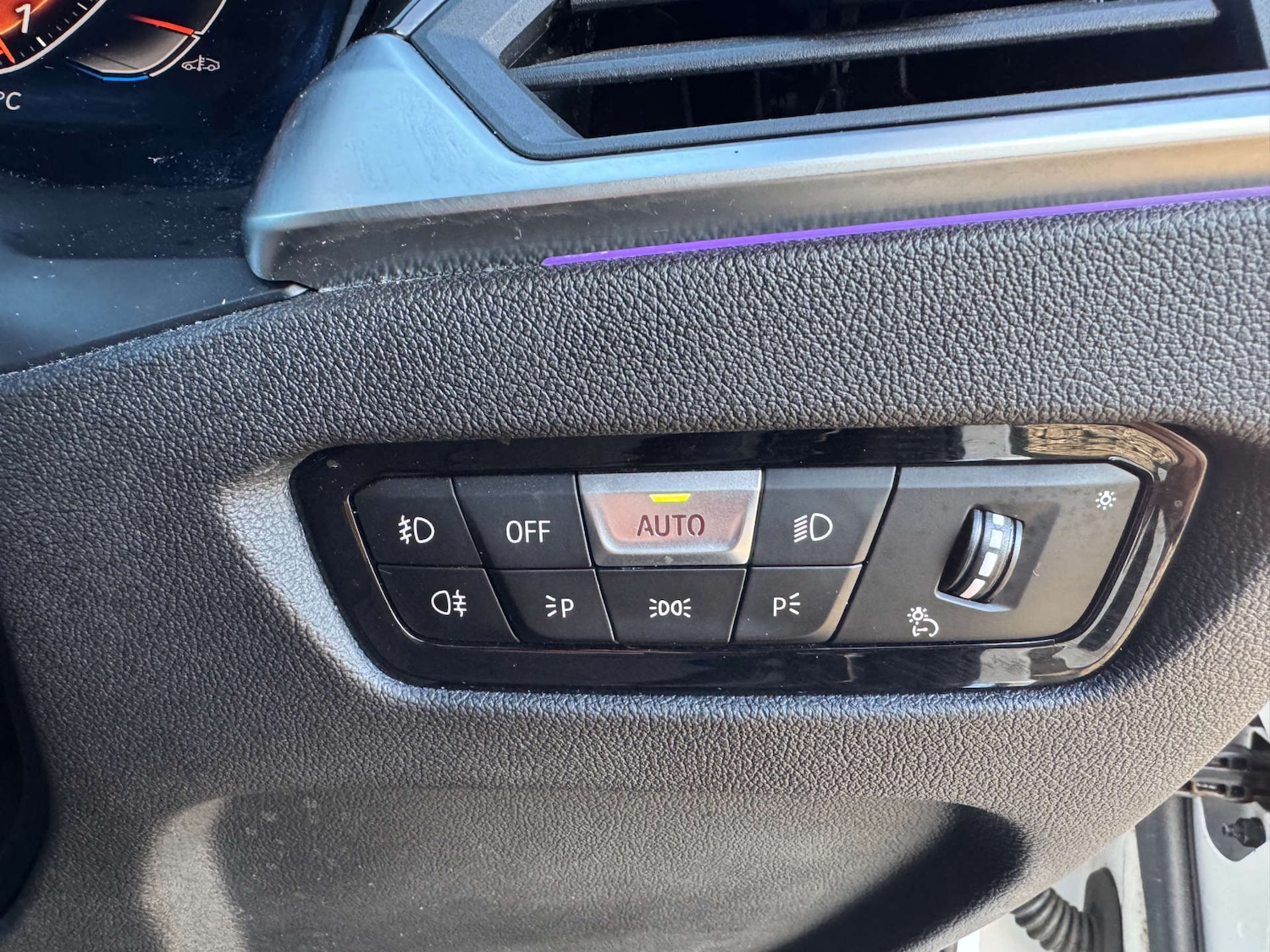 Used BMW 3 Series 2020 for sale - 76604229: Photo 40