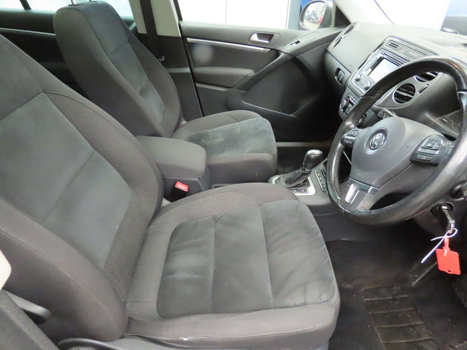 Used Volkswagen Tiguan 2014 for sale - 77931926: Photo 16