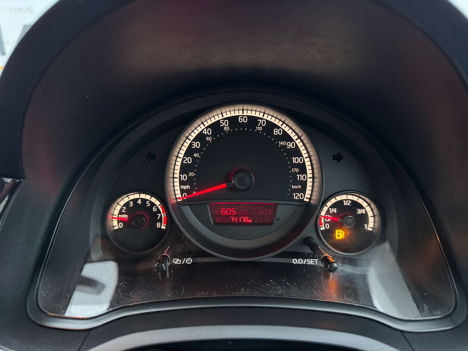 Used Volkswagen up! 2015 for sale - 77151120: Photo 26