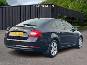 Used Skoda Octavia 2020 for sale - 76604280: Photo