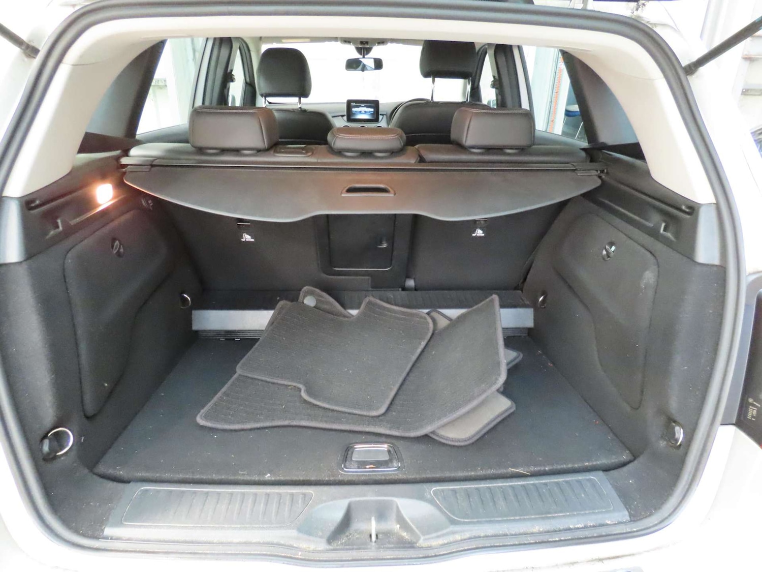 Used Mercedes-Benz B Class 2017 for sale - 77931934: Photo 18