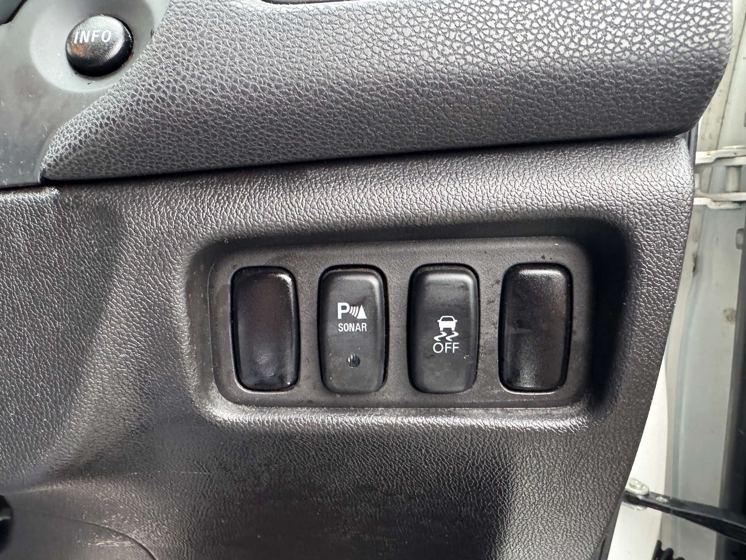 Used Mitsubishi ASX 2015 for sale - 77157203: Photo 24