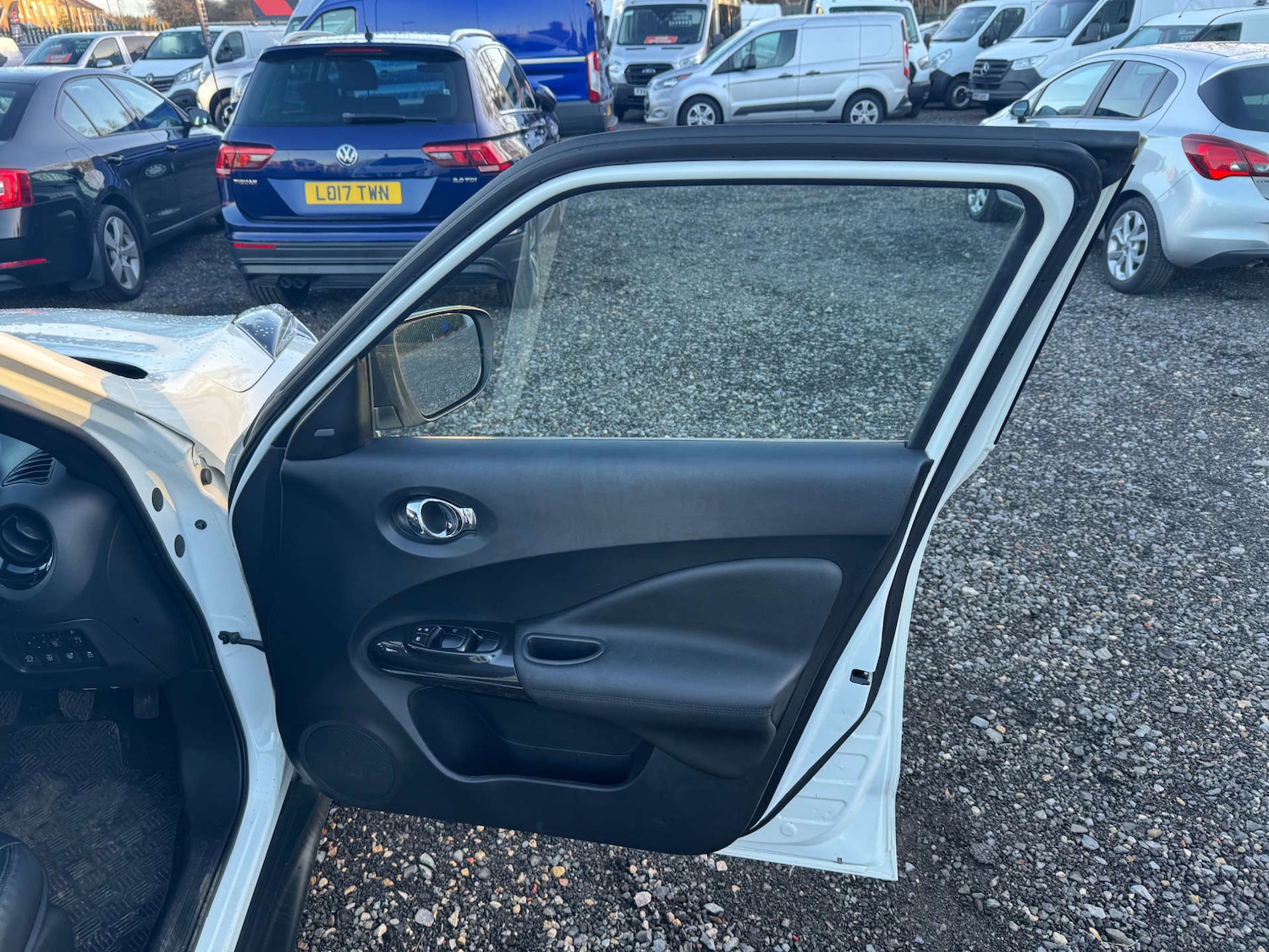 Used Nissan Juke 2016 for sale - 76663154: Photo 30