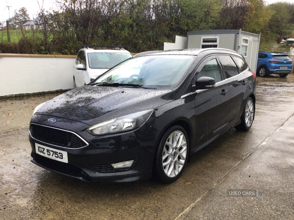 Used Ford Focus 2015 for sale - 76350079: Photo 4