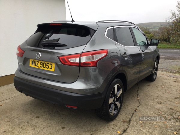 Used Nissan Qashqai 2016 for sale - 76296362: Photo 2