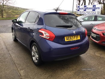 Used Peugeot 208 2013 for sale - 77909962: Photo
