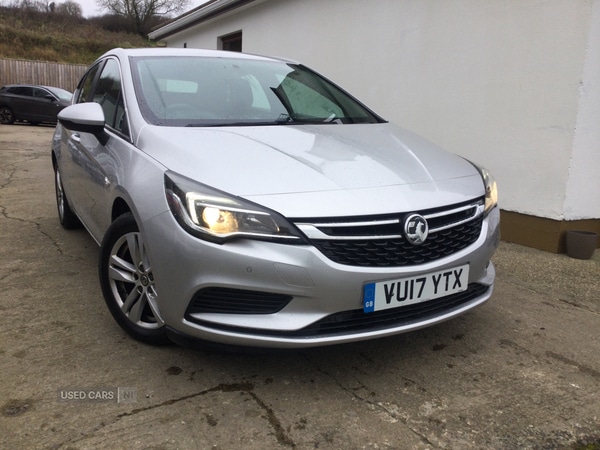 Used Vauxhall Astra 2017 for sale - 77067333: Photo 1