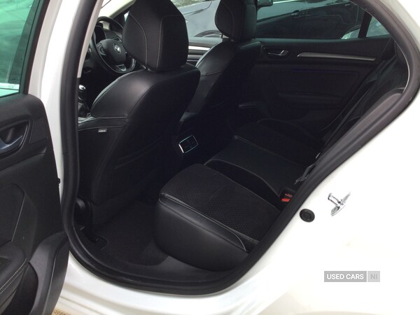 Used Renault Megane 2017 for sale - 76593320: Photo 8