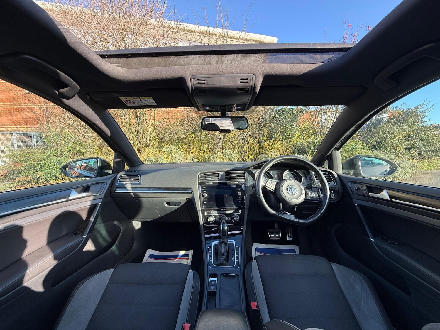 Used Volkswagen Golf 2015 for sale - 76596963: Photo 40