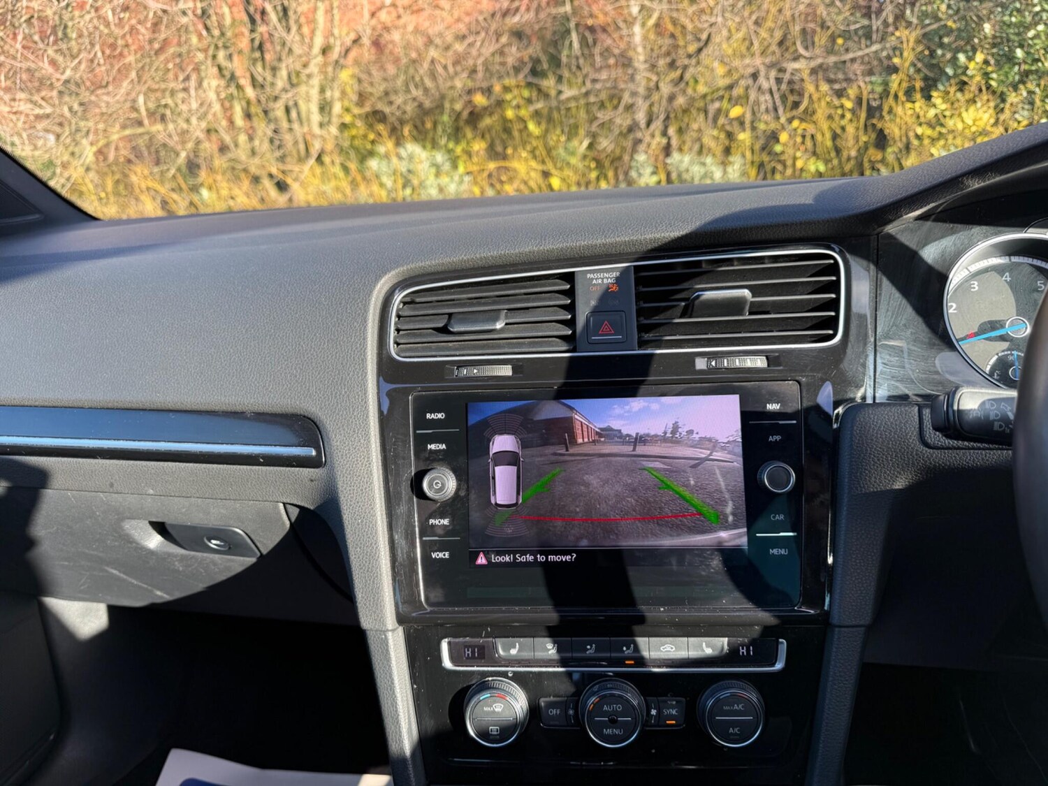 Used Volkswagen Golf 2015 for sale - 76596963: Photo 51