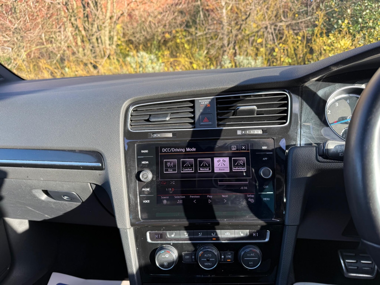 Used Volkswagen Golf 2015 for sale - 76596963: Photo 53