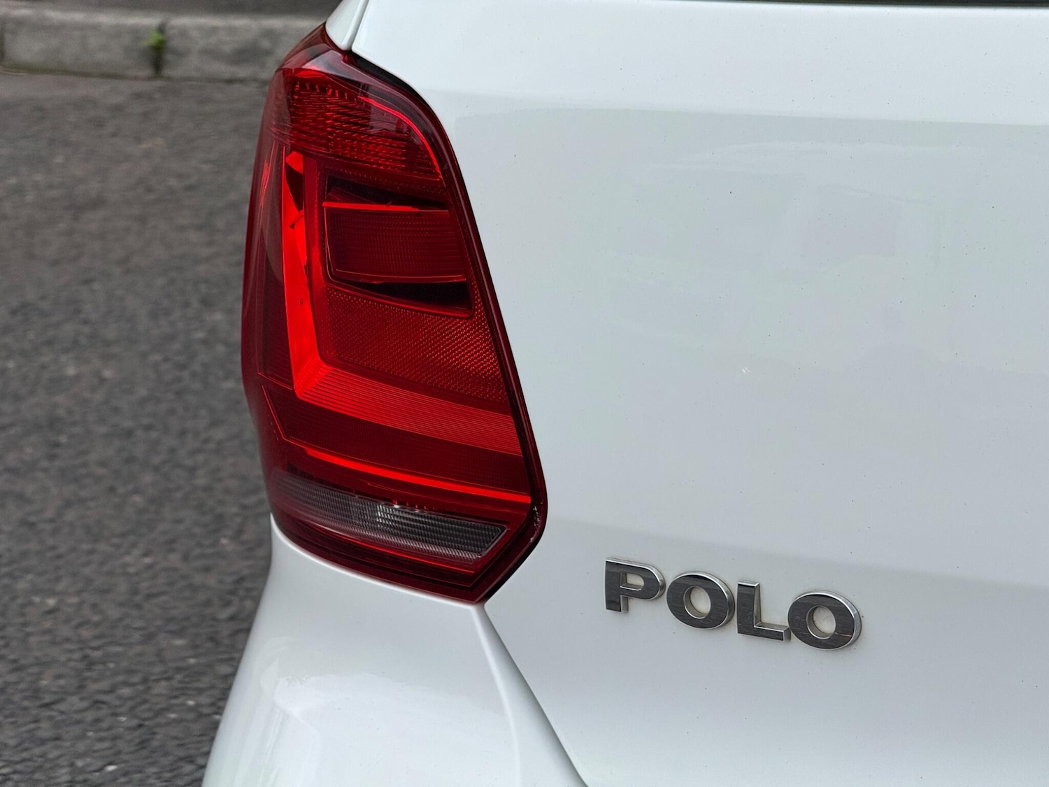 Used Volkswagen Polo 2015 for sale - 76408633: Photo 16