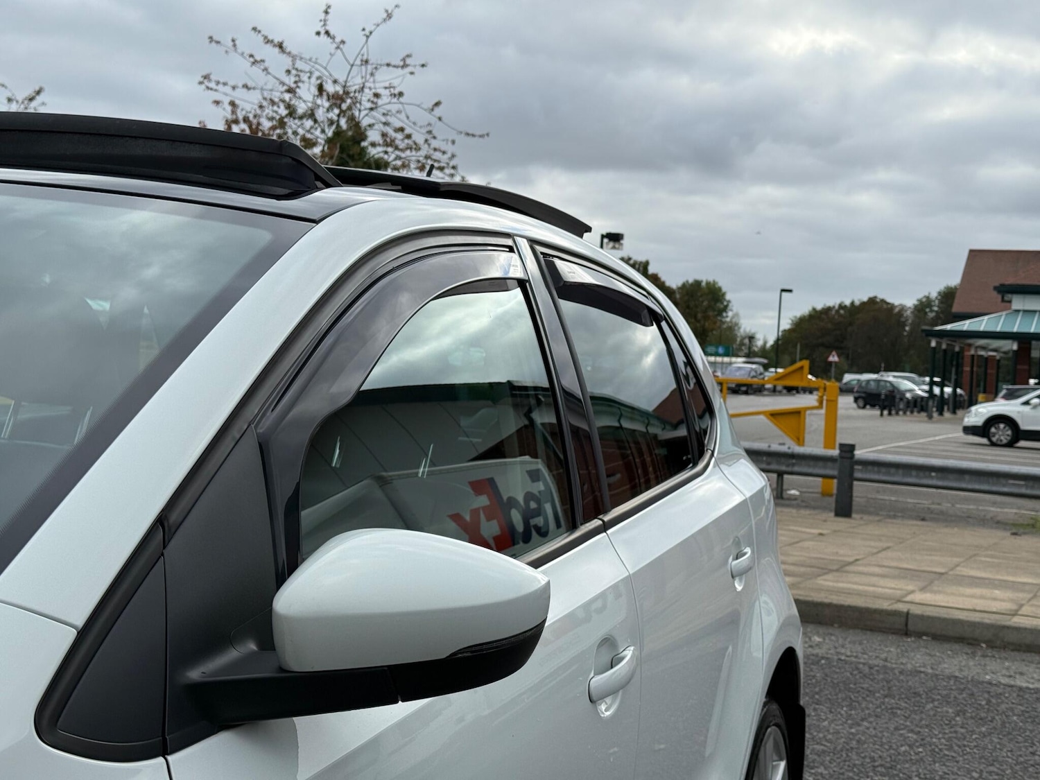 Used Volkswagen Polo 2015 for sale - 76408633: Photo 22