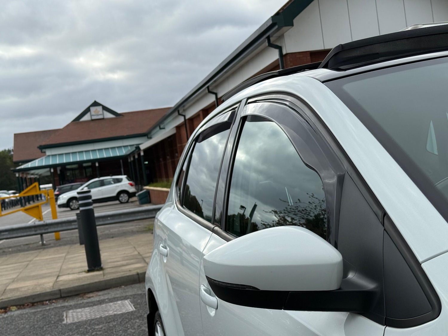 Used Volkswagen Polo 2015 for sale - 76408633: Photo 23