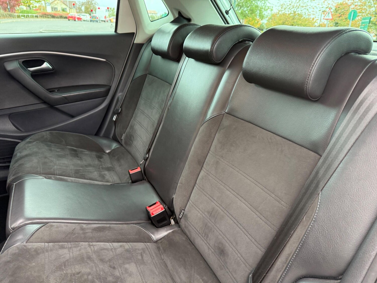 Used Volkswagen Polo 2015 for sale - 76408633: Photo 35