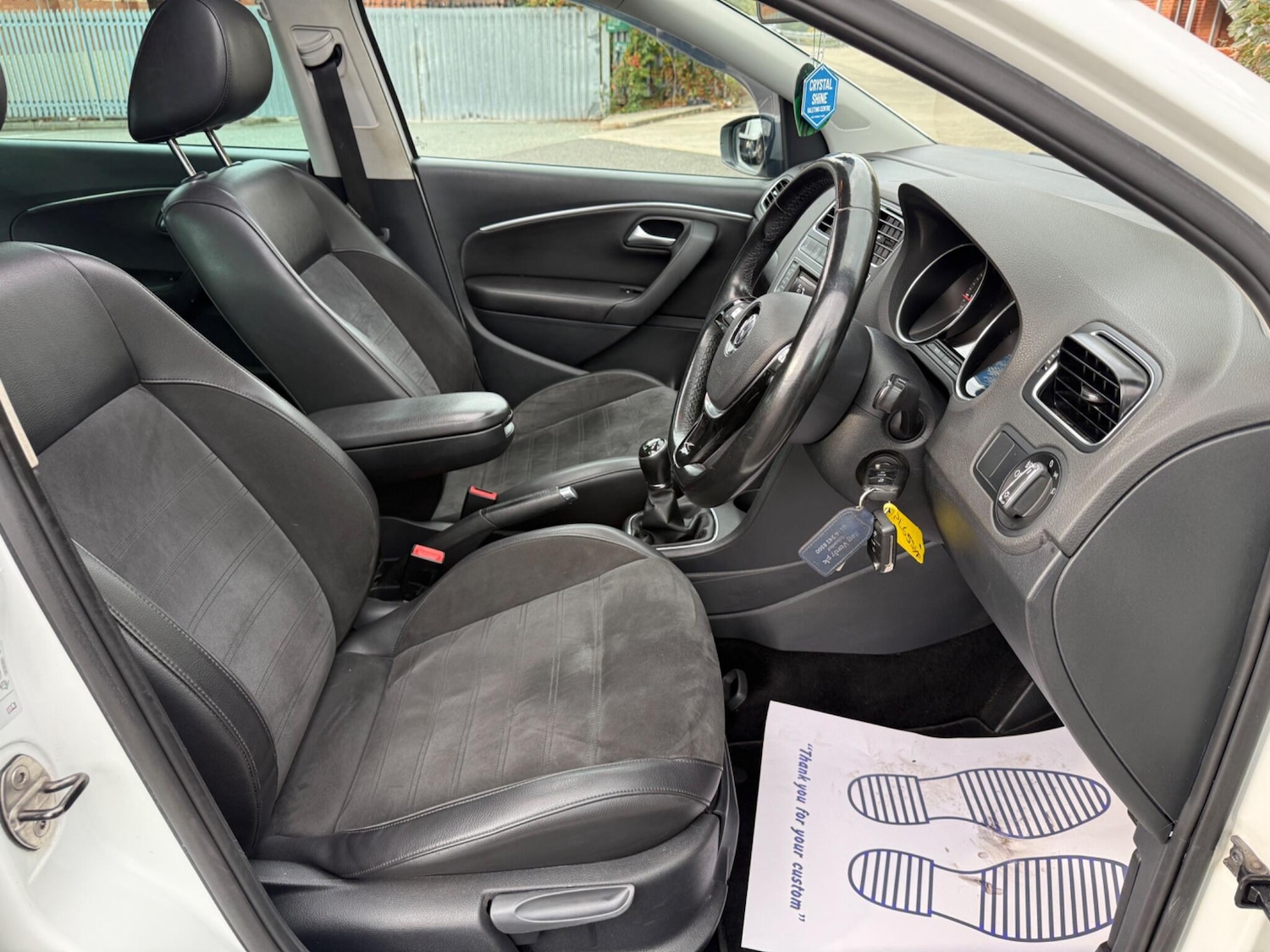 Used Volkswagen Polo 2015 for sale - 76408633: Photo 36