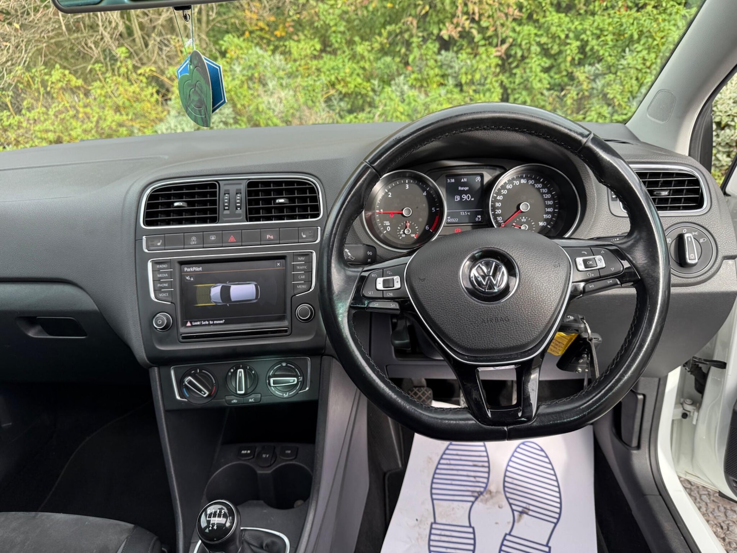 Used Volkswagen Polo 2015 for sale - 76408633: Photo 48
