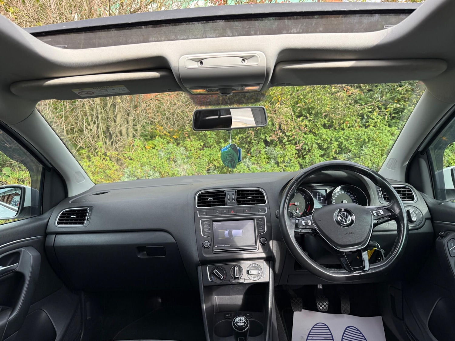 Used Volkswagen Polo 2015 for sale - 76408633: Photo 50