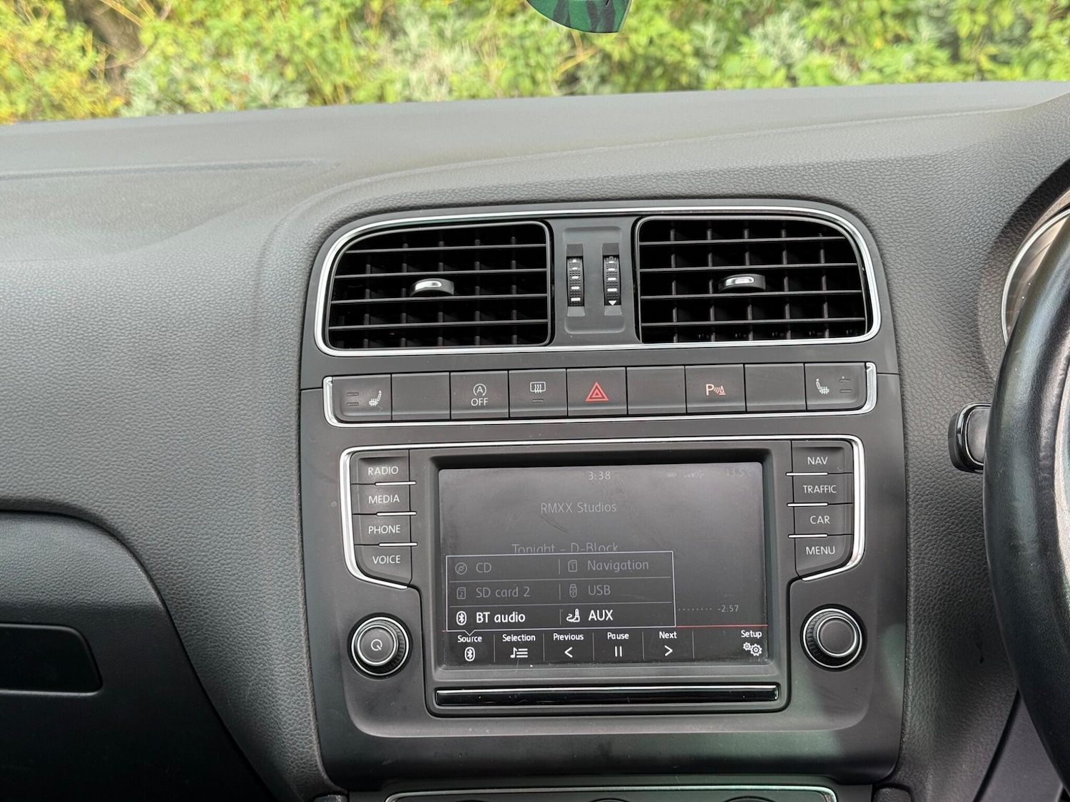 Used Volkswagen Polo 2015 for sale - 76408633: Photo 51