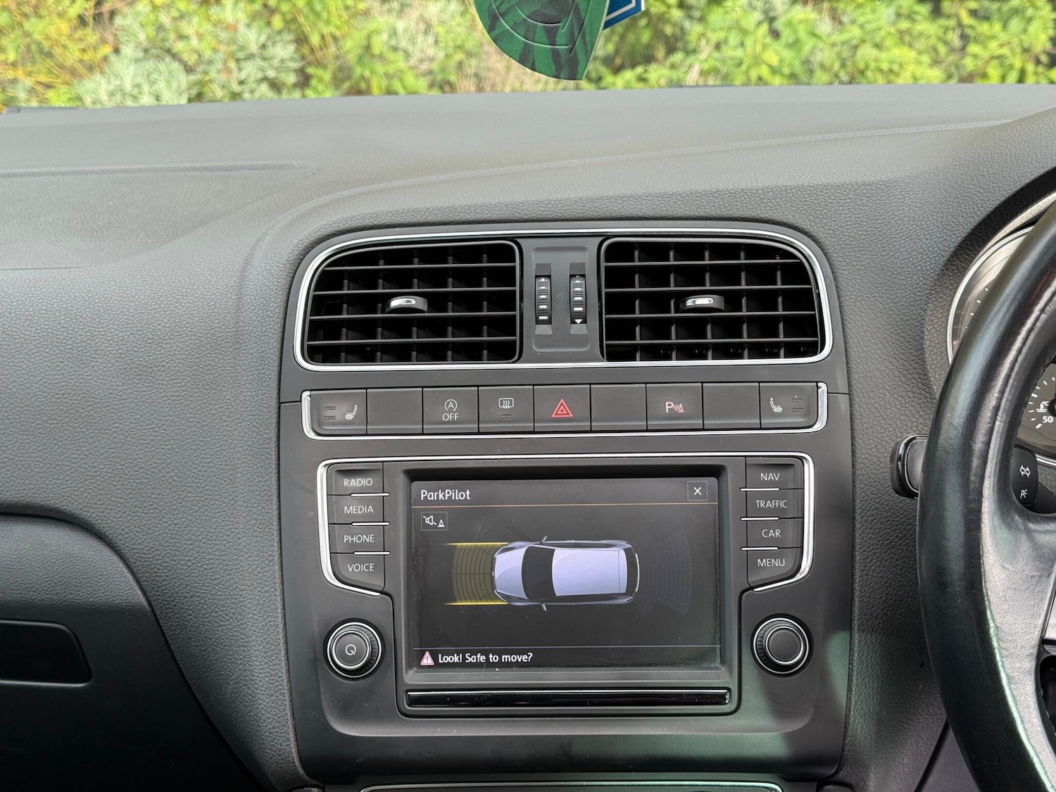 Used Volkswagen Polo 2015 for sale - 76408633: Photo 52