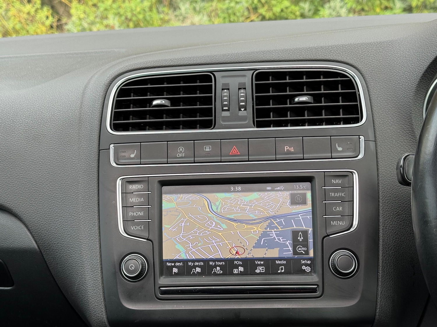 Used Volkswagen Polo 2015 for sale - 76408633: Photo 54