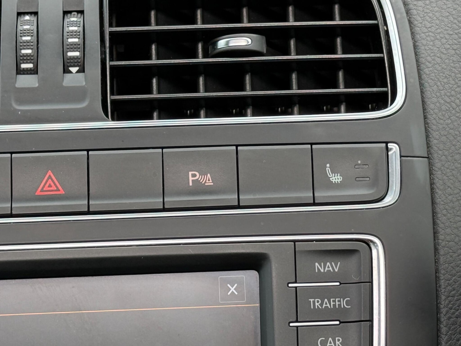 Used Volkswagen Polo 2015 for sale - 76408633: Photo 61