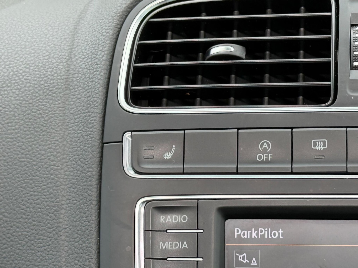 Used Volkswagen Polo 2015 for sale - 76408633: Photo 62