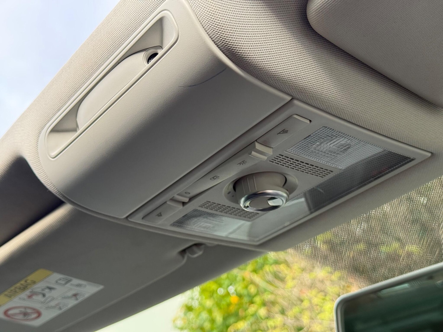 Used Volkswagen Polo 2015 for sale - 76408633: Photo 73