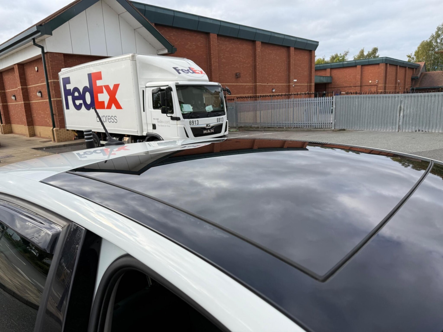 Used Volkswagen Polo 2015 for sale - 76408633: Photo 75