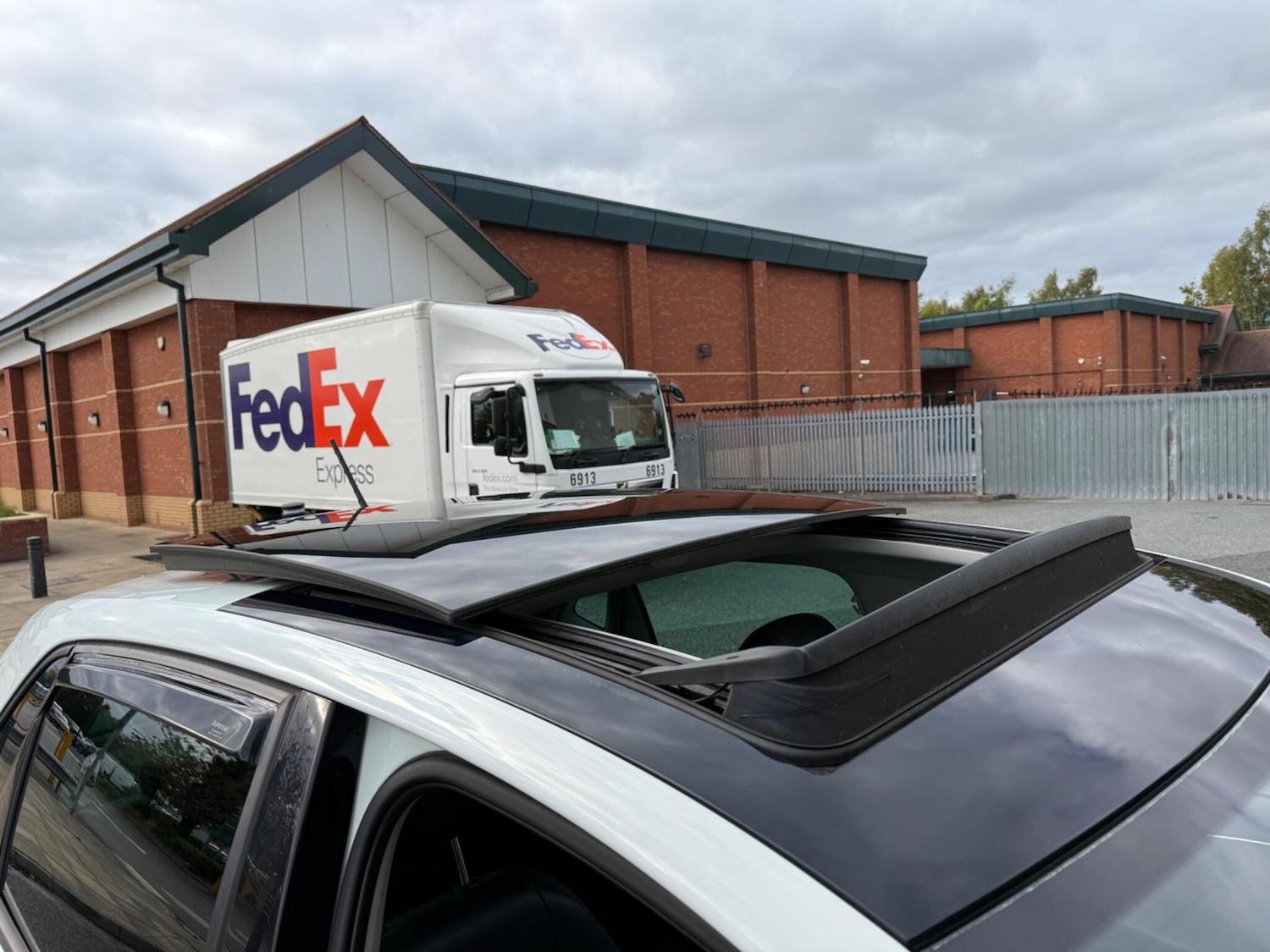 Used Volkswagen Polo 2015 for sale - 76408633: Photo 80