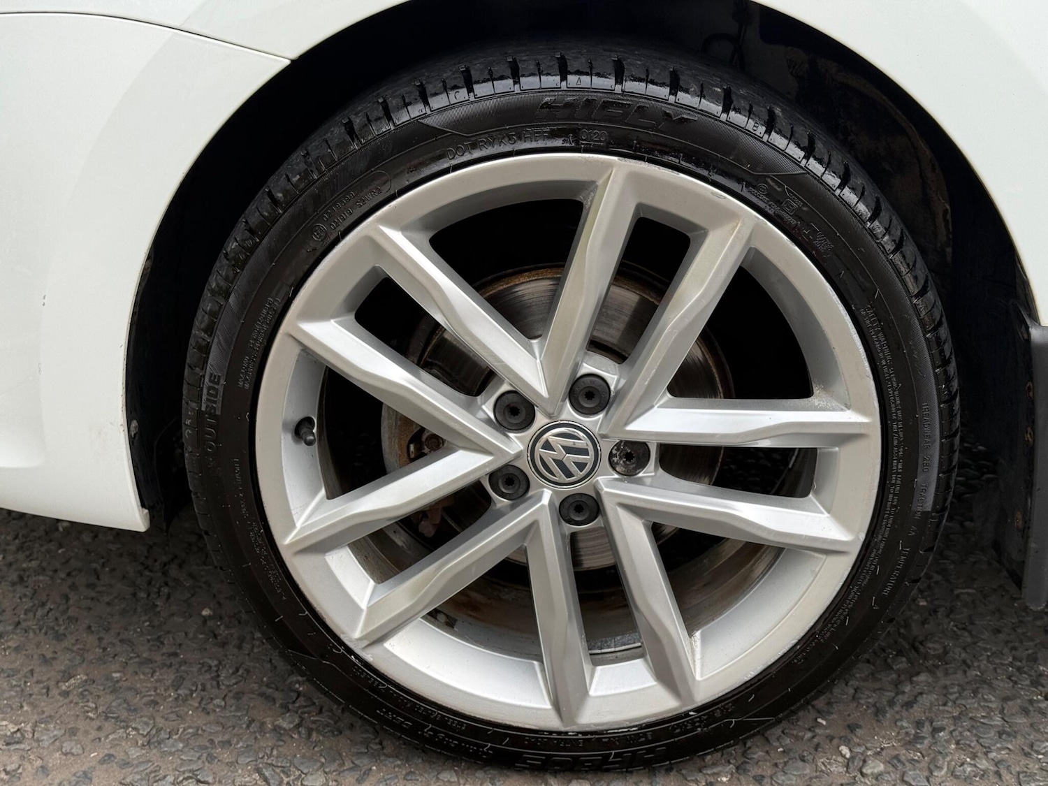 Used Volkswagen Polo 2015 for sale - 76408633: Photo 82