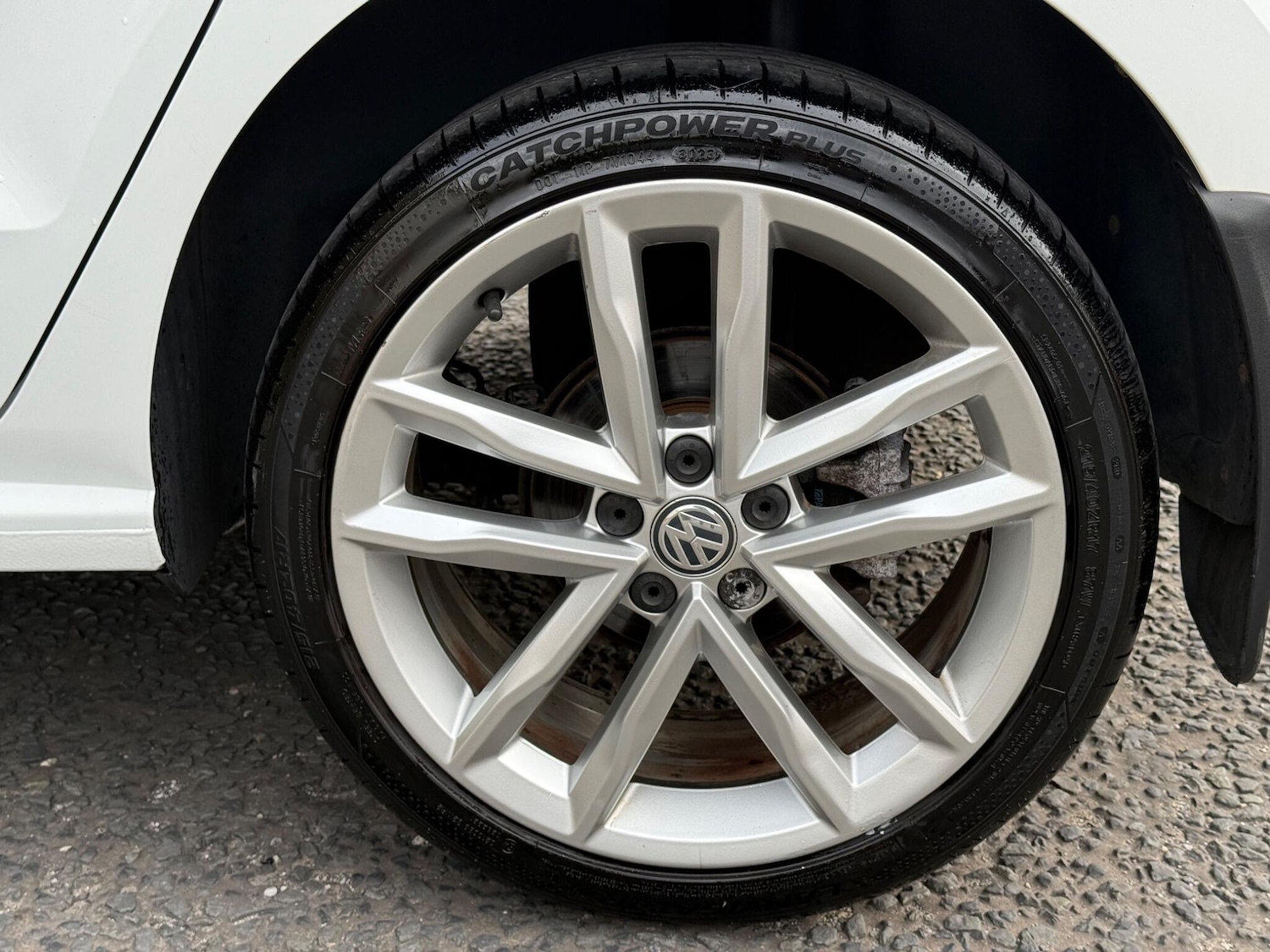 Used Volkswagen Polo 2015 for sale - 76408633: Photo 83