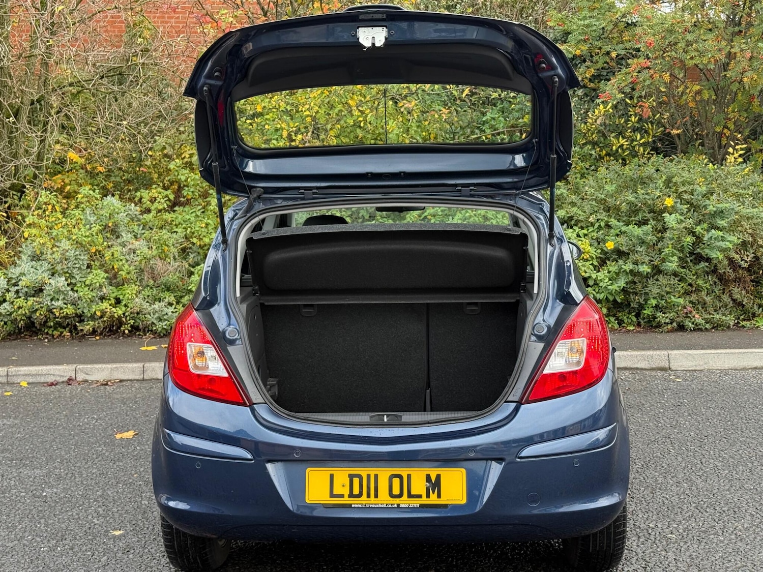 Used Vauxhall Corsa 2011 for sale - 76409445: Photo 11